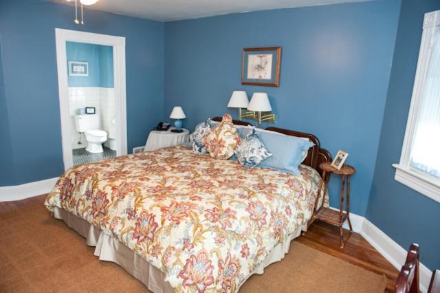 Cedars & Beeches Bed & Breakfast Long Branch Bagian luar foto
