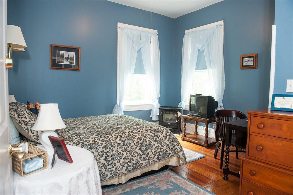 Cedars & Beeches Bed & Breakfast Long Branch Bagian luar foto
